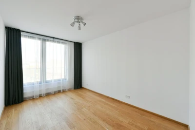 Nemovitost 12